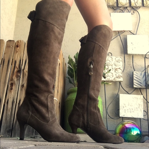 NEW - Picture 2 of 8